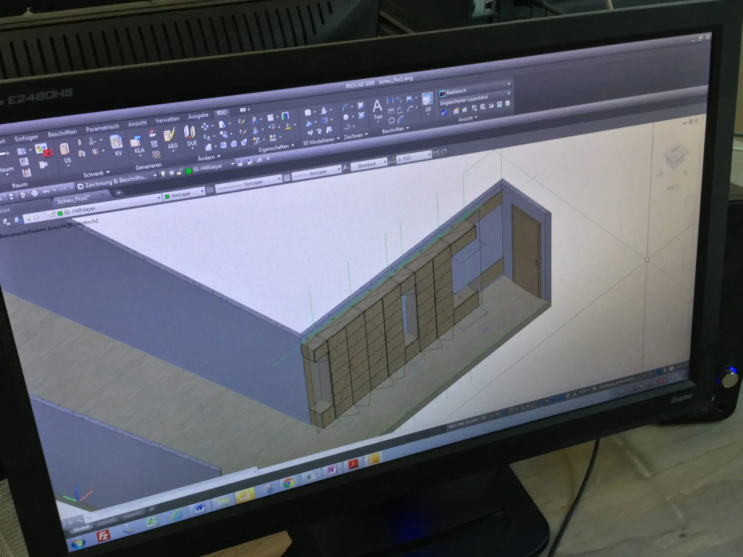 CAD und CNC Maschinen mit einem tollen Schreinern ermöglichen passgenaue, maßgefertigte Einbauschränke für individuelles Wohnen